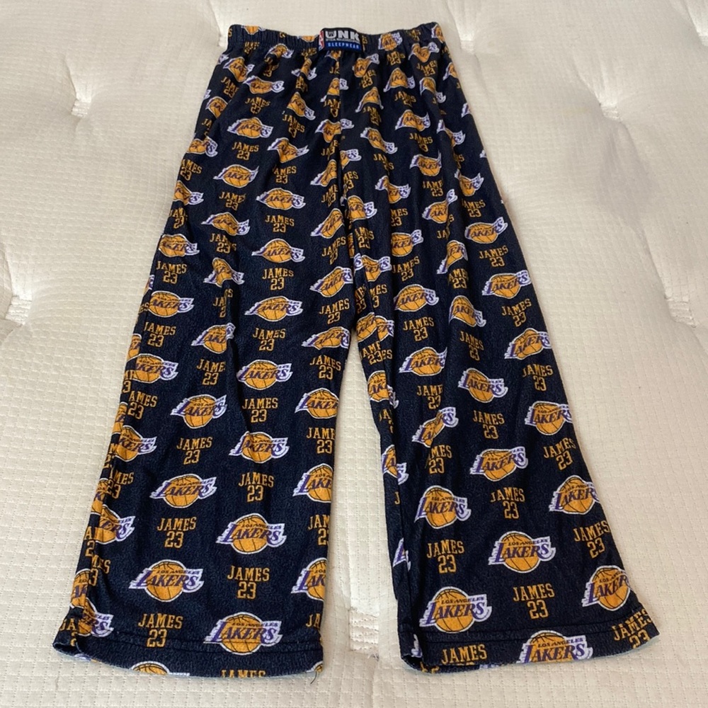 ✅Kids Pajama Los Angeles Lakers Lebron James Size M (8)